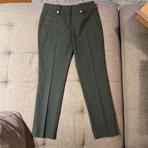 LOFT Ankle Length Dark Green/Olive Pants - Petite 0 - Like new